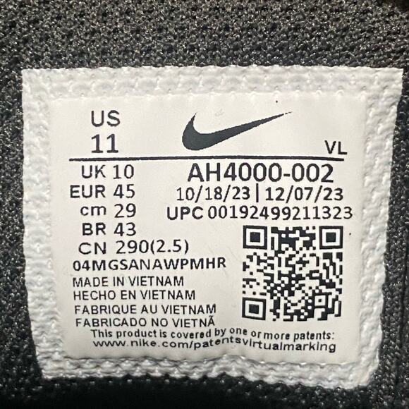 New Nike Men’s Sz 11 Force Savage Pro 2 Football Cleats Black/White AH4000-002 - Picture 6 of 6